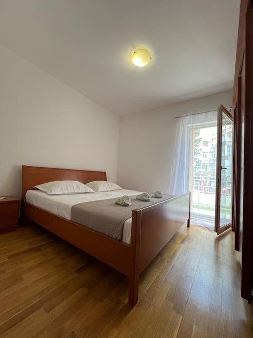 With Private Parking , * Makarska